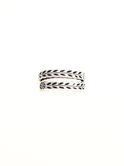 Sunny Ethnic Ring - Silver